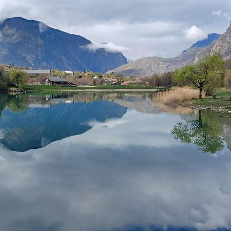 Villargondran, Les Magnifiques Cols De Maurienne Garage Motos, Velos 客房 照片
